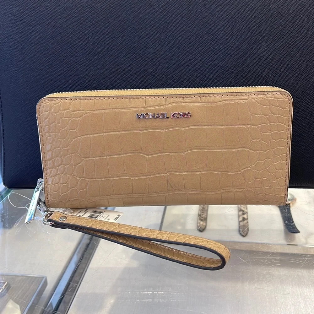 Michael Kors Large Jet Set Travel Continental Wristlet Phone Holder Case Wallet